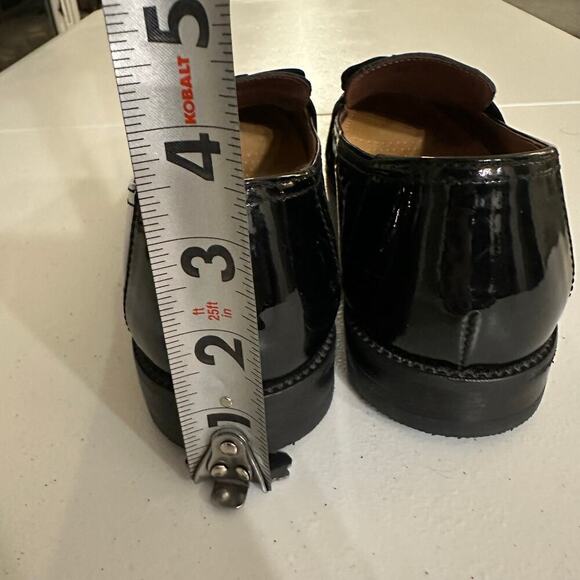 Russell & Bromley Black Leather Loafers- 39(8/8.5) - Picture 6 of 9